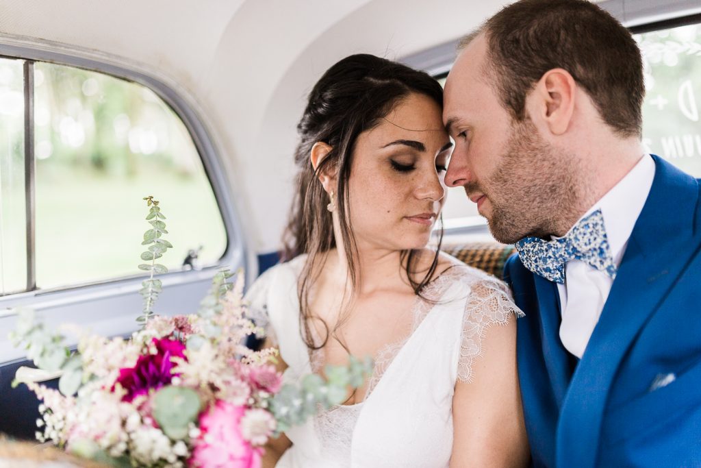 voiture location mariage bleu pale dauphine